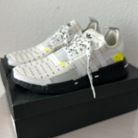 adidas NMD_R1 'All Over Logo White Team Solar Yellow Men's GZ7944 size 10 - Picture 3 of 6
